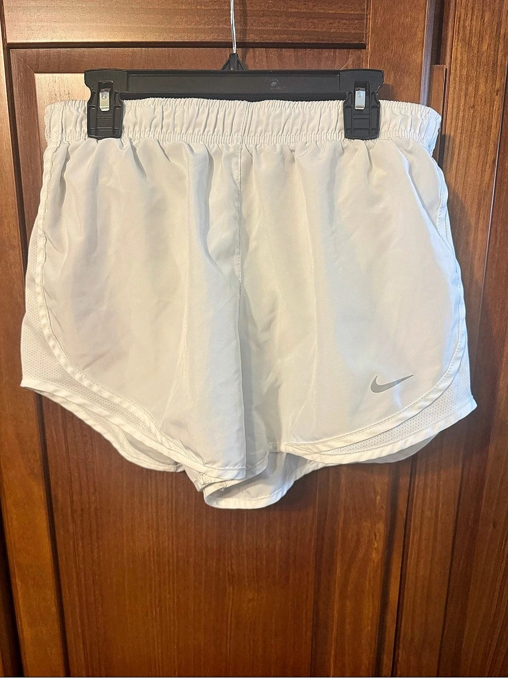 Nike Tempo Dri-FIT Running Shorts White Medium